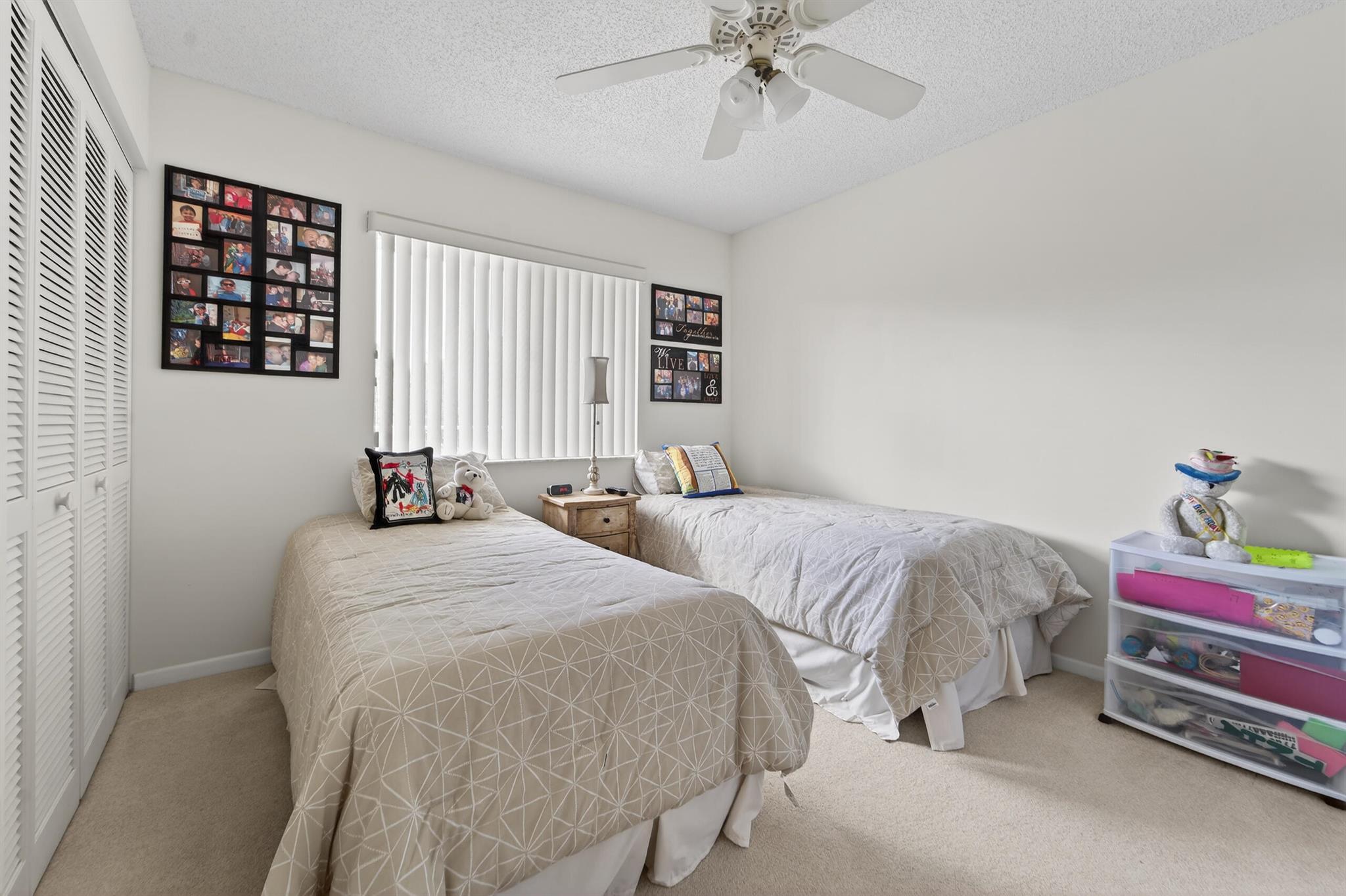 HUNTINGTON POINTE - Residential