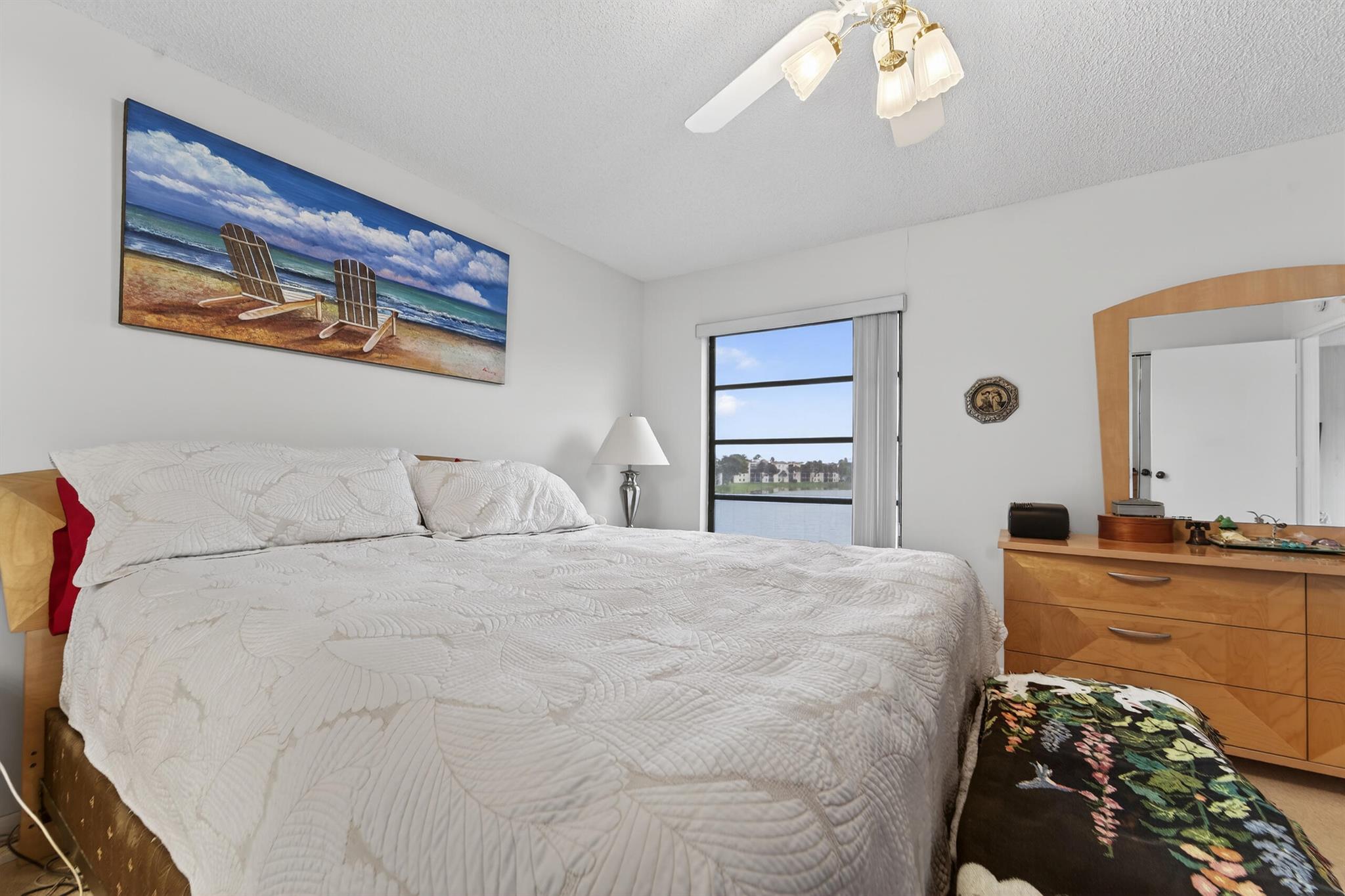 HUNTINGTON POINTE - Residential