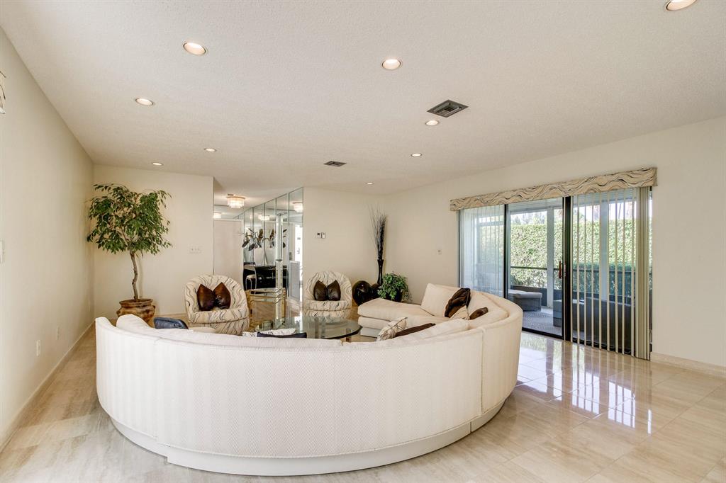 POINCIANA - Residential