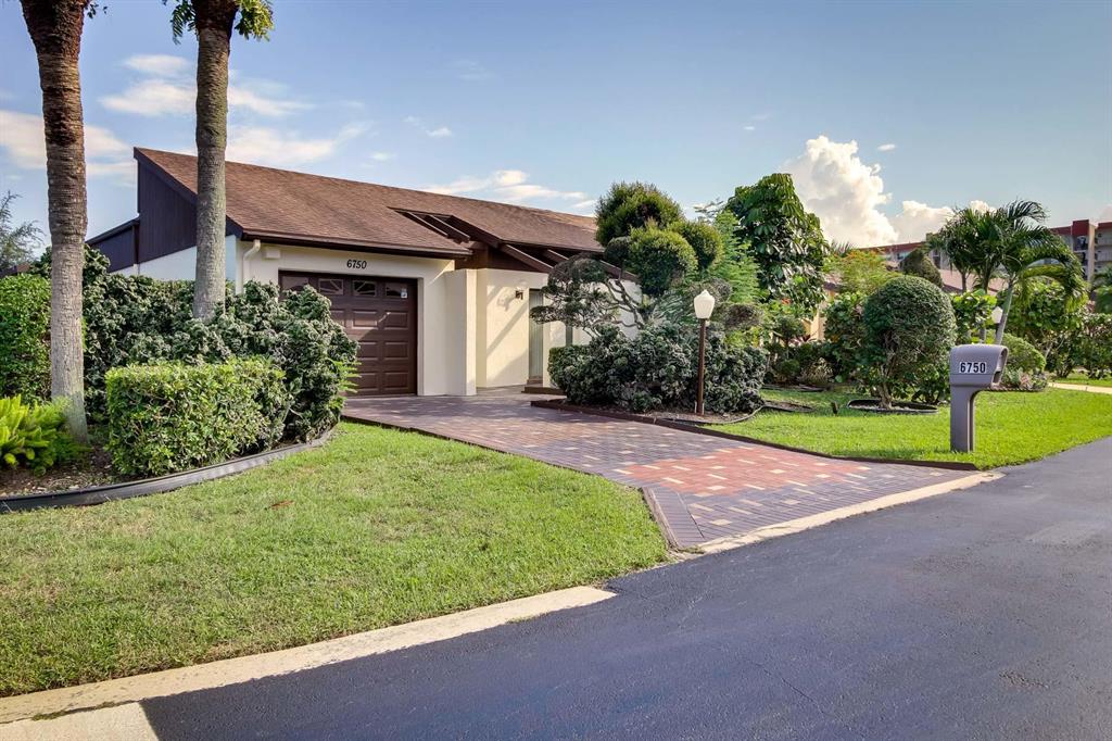 POINCIANA - Residential