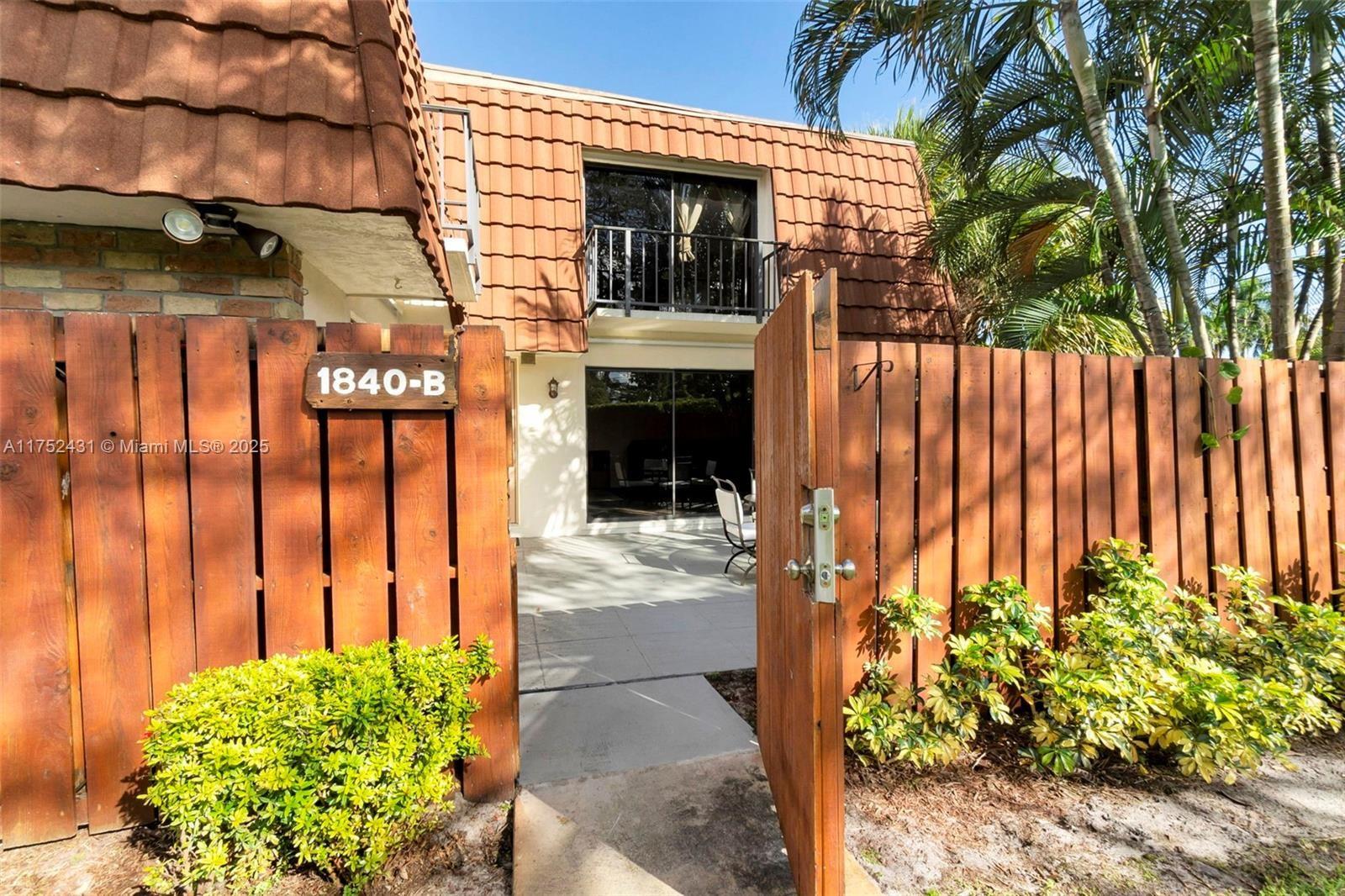 1840 San Juan Dr 24-B