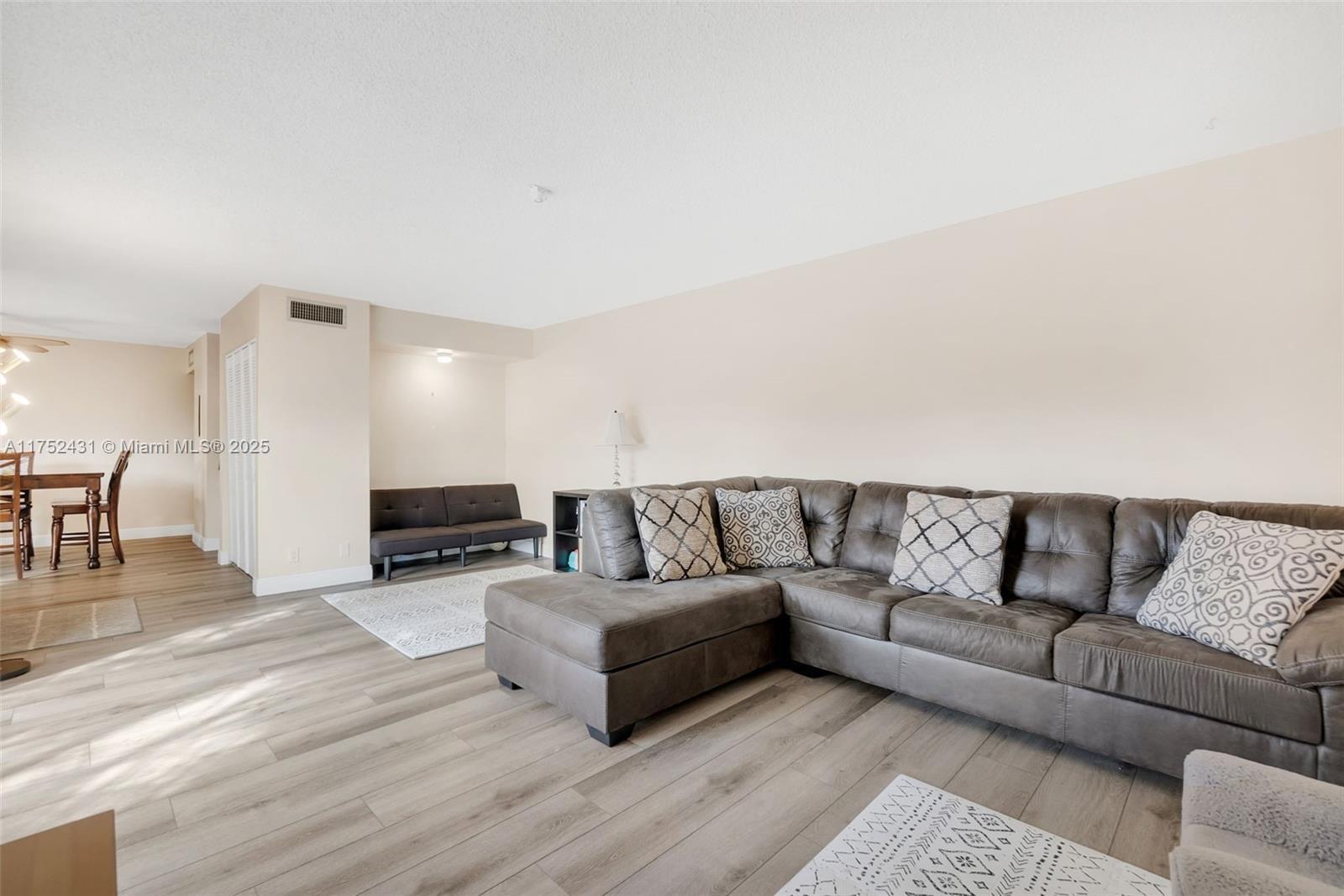 1840 San Juan Dr 24-B
