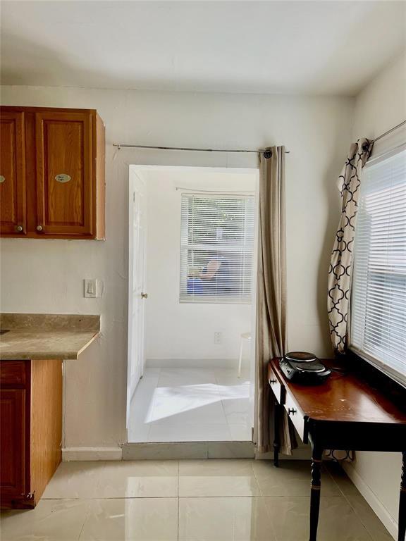 BROADVIEW PARK SEC 3 - Residential Lease