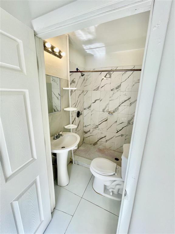 BROADVIEW PARK SEC 3 - Residential Lease