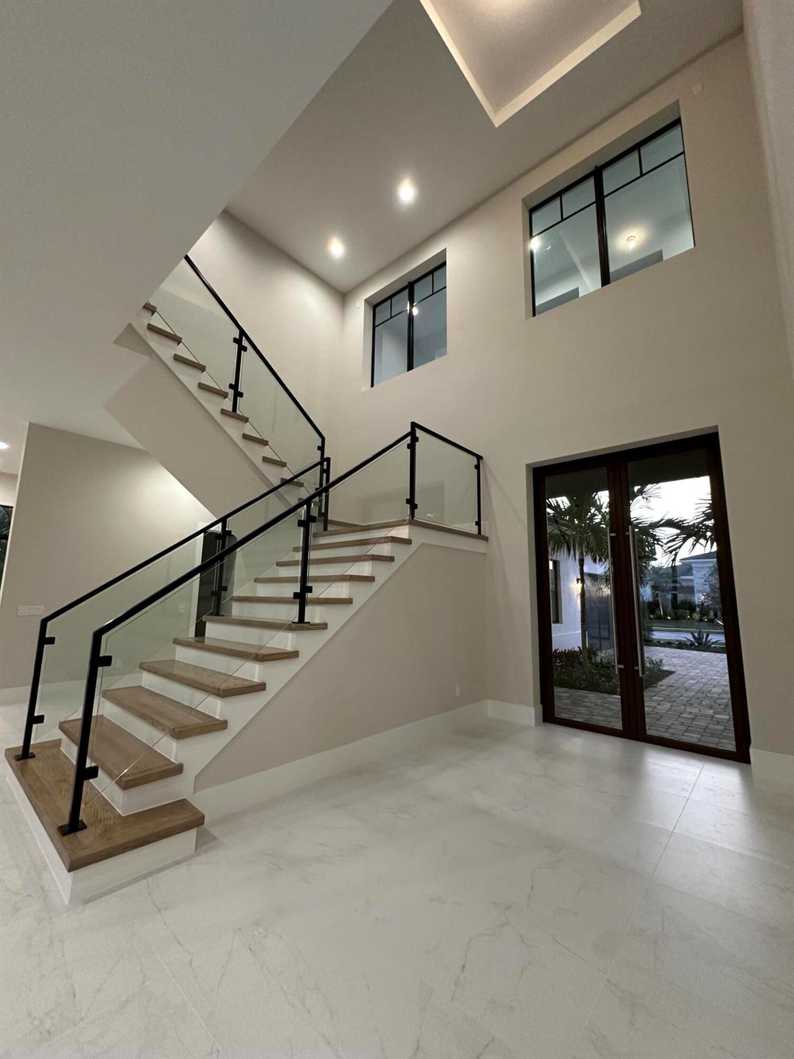 CORAL ISLES - Residential