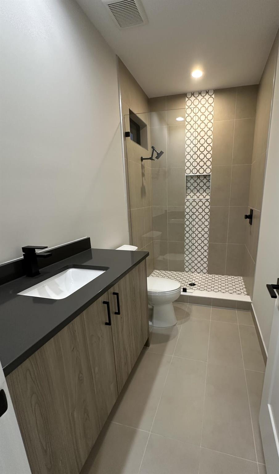 CORAL ISLES - Residential