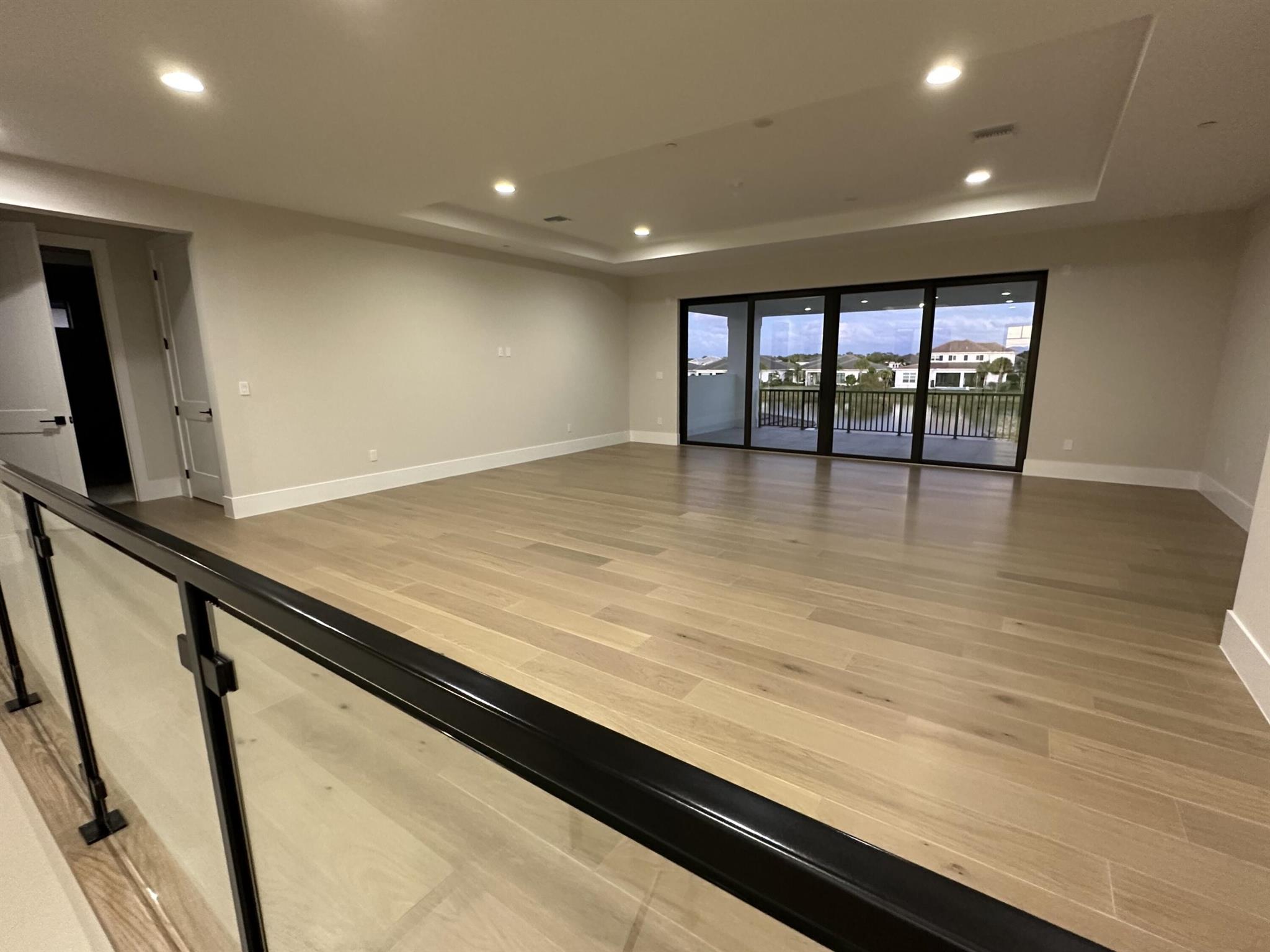 CORAL ISLES - Residential