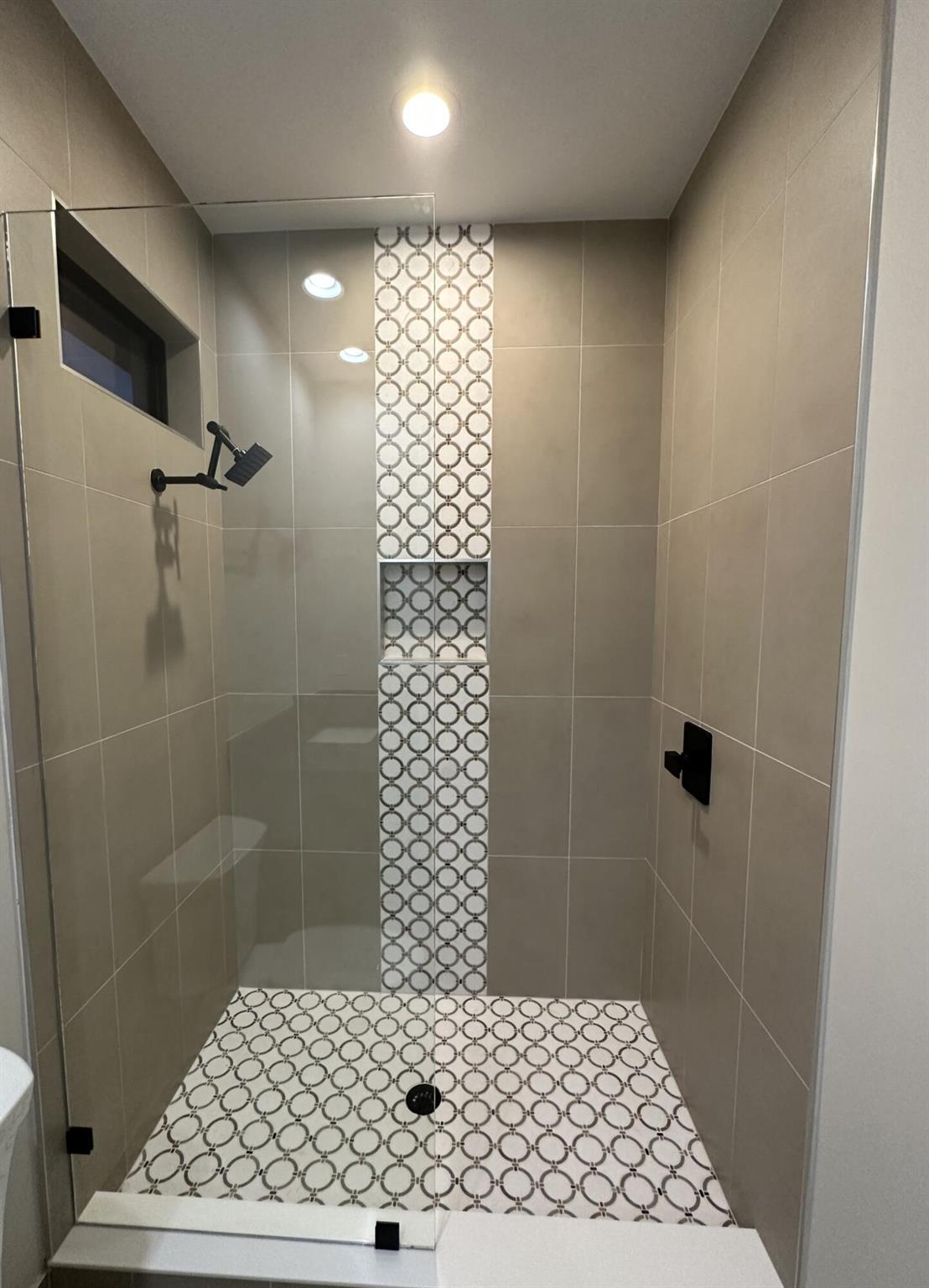 CORAL ISLES - Residential