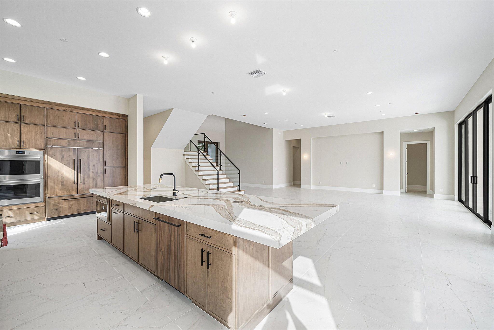 CORAL ISLES - Residential