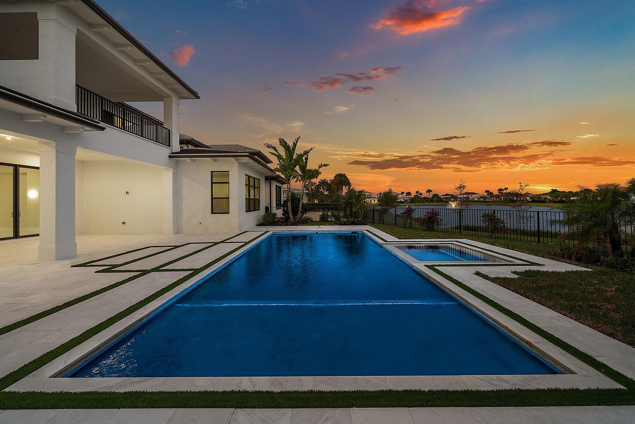 CORAL ISLES - Residential