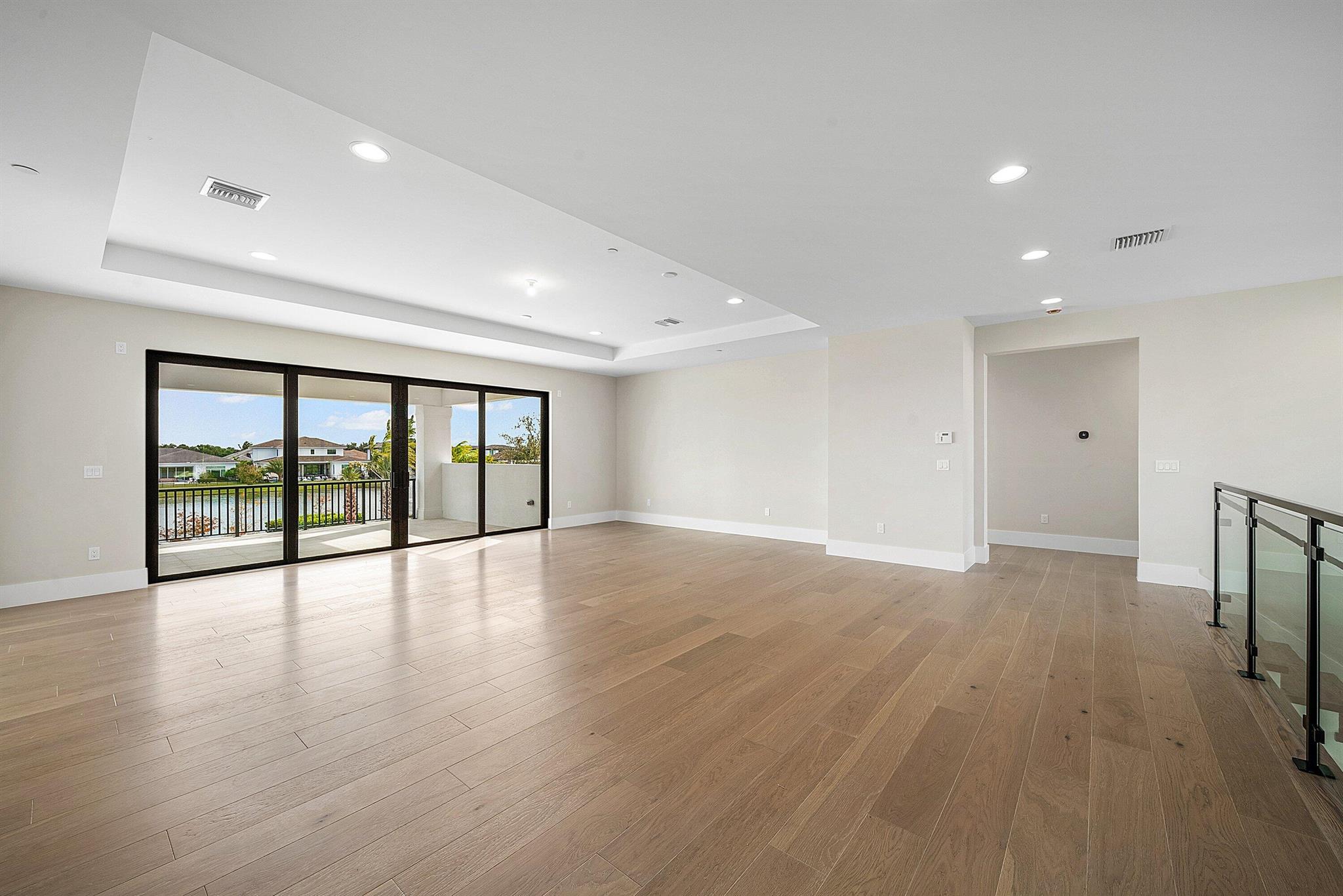 CORAL ISLES - Residential