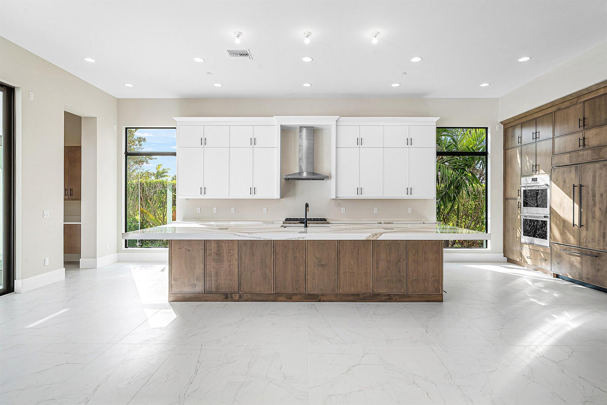 CORAL ISLES - Residential