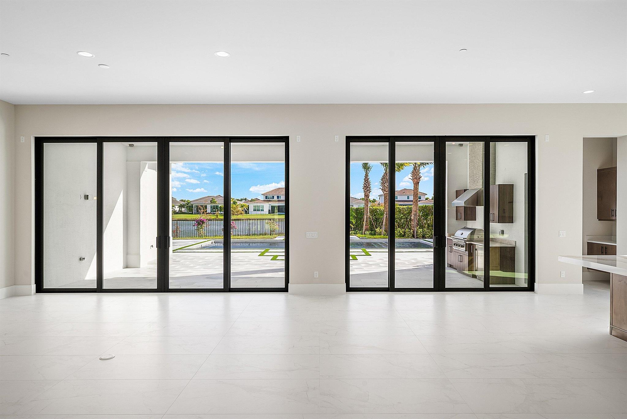 CORAL ISLES - Residential