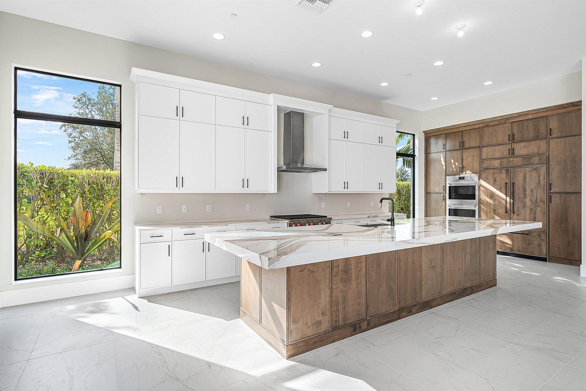 CORAL ISLES - Residential