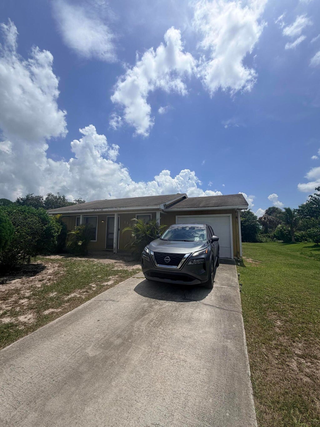 Photo of 1166 SW ELEUTHERA Avenue, Port Saint Lucie, FL 34953 (MLS # B26064794)