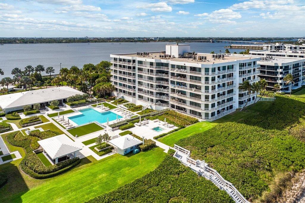 ENCLAVE OF PALM BEACH CON - Residential