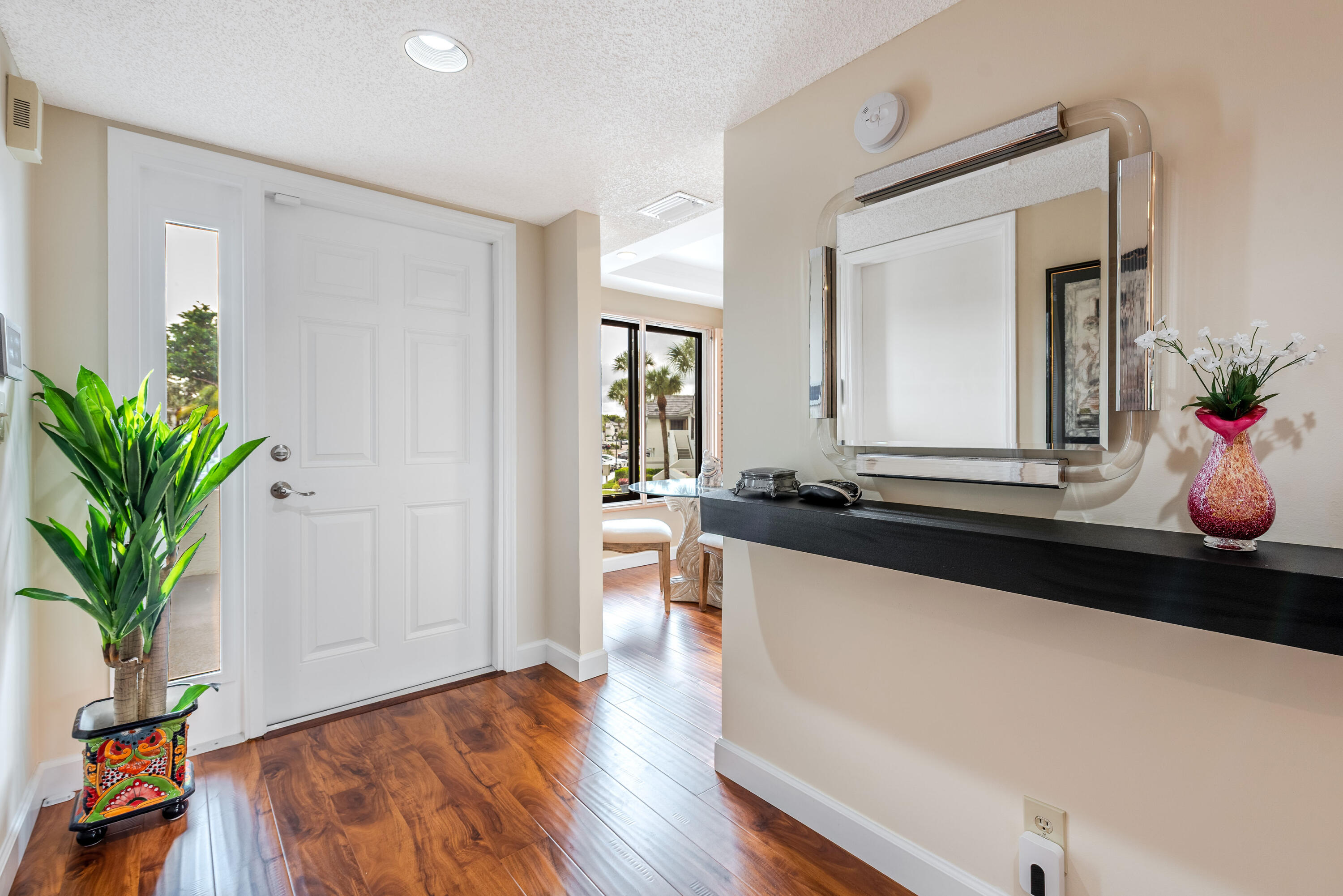 15758 Loch Maree Lane 4005