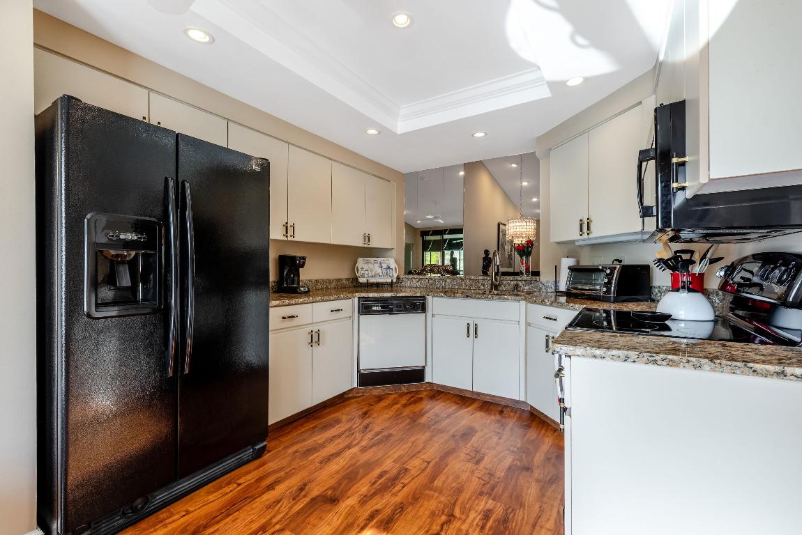 15758 Loch Maree Lane 4005