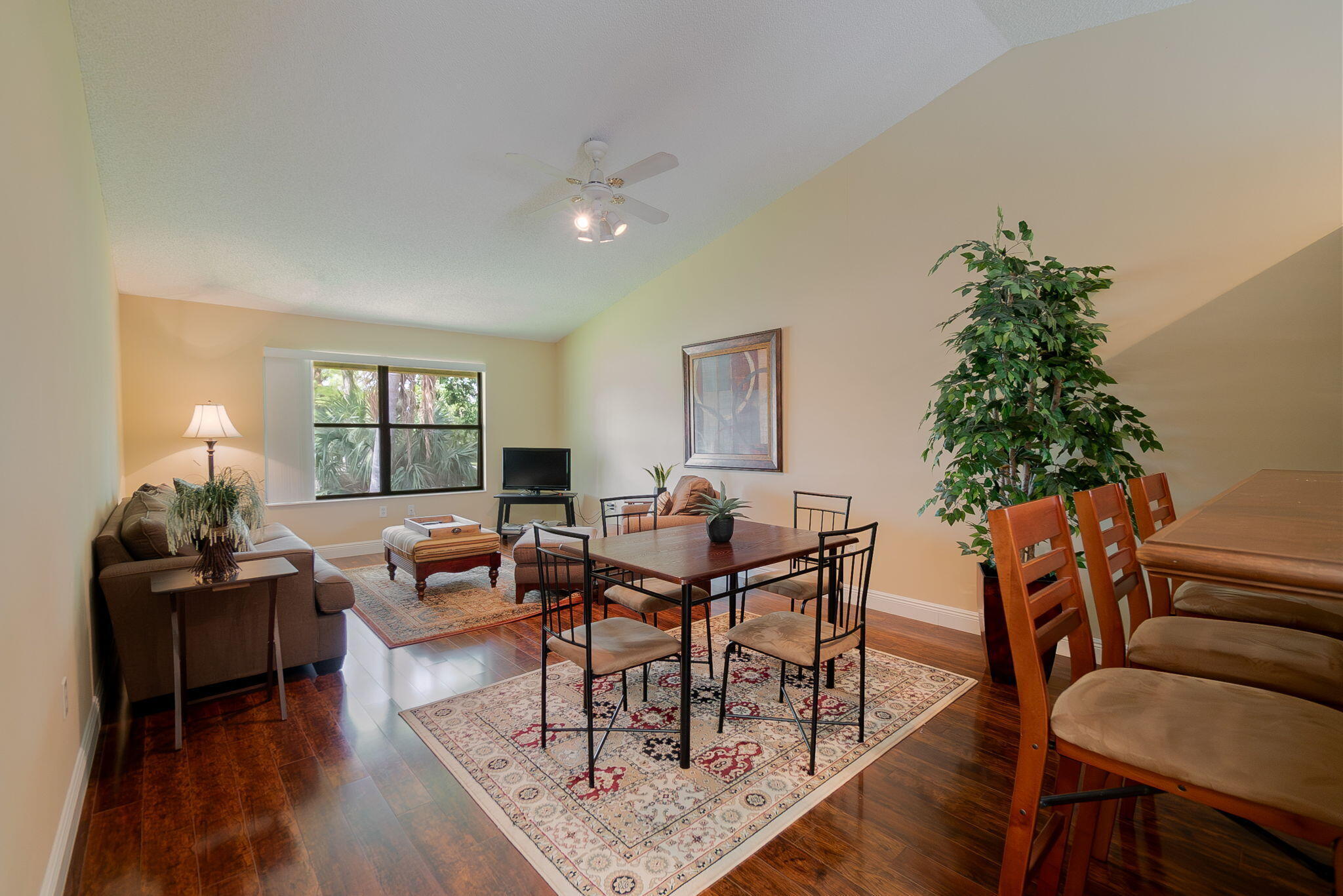 Properties 13095 Belhaven Court