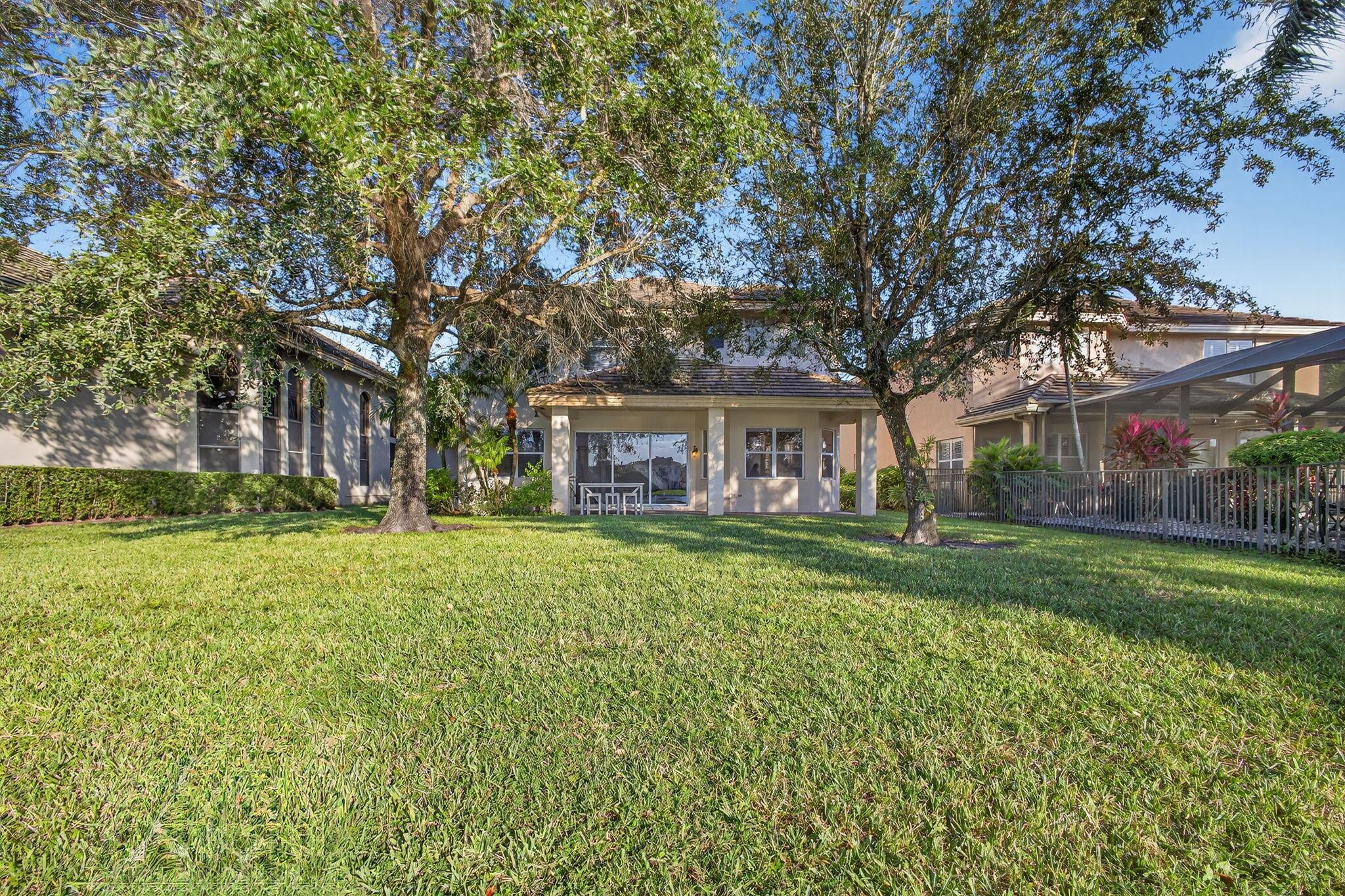 VERSAILLES - Residential