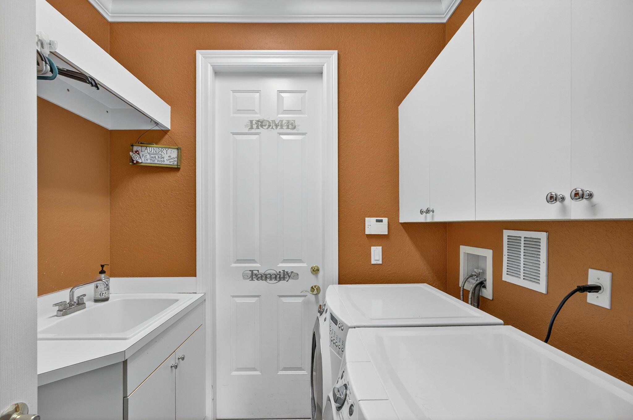 VERSAILLES - Residential