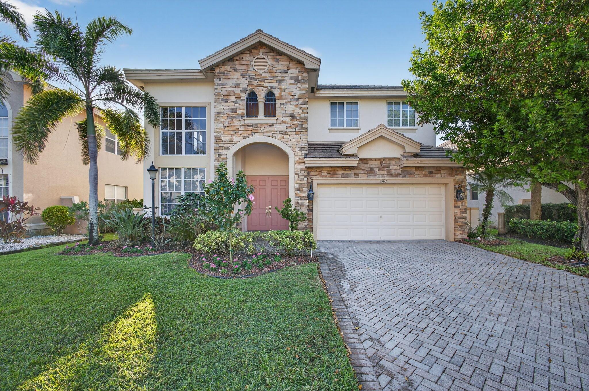 VERSAILLES - Residential