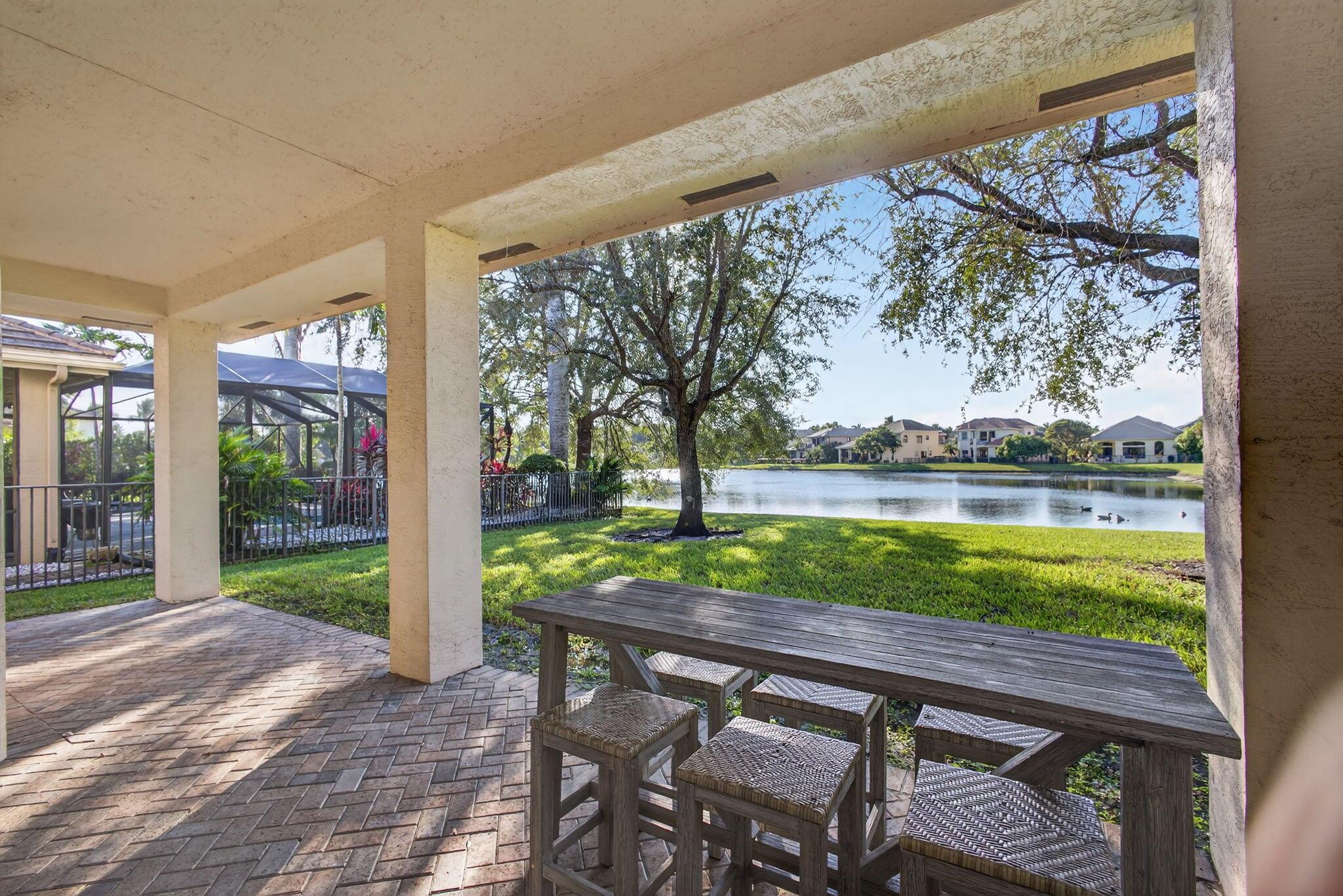 VERSAILLES - Residential