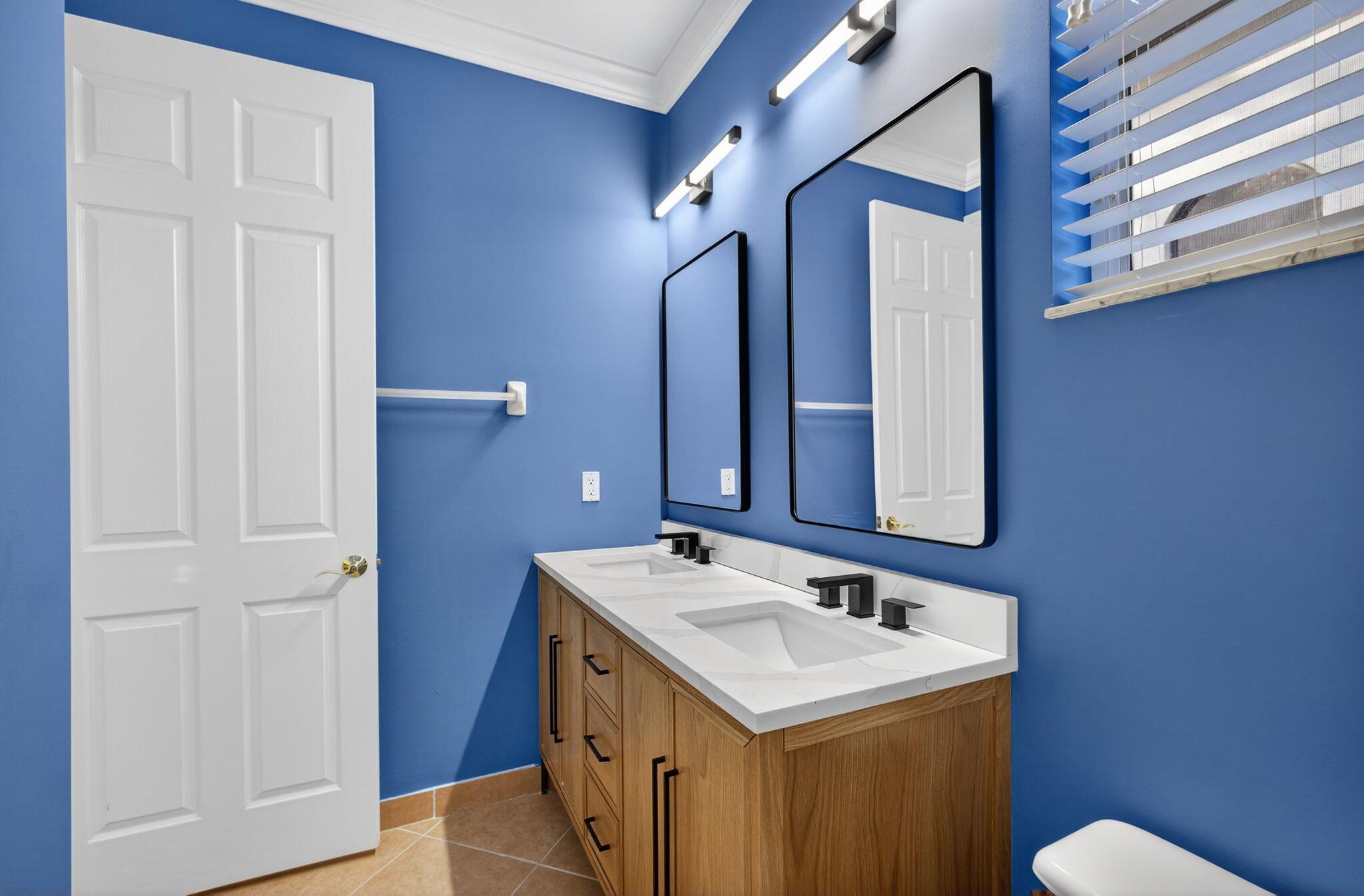 VERSAILLES - Residential