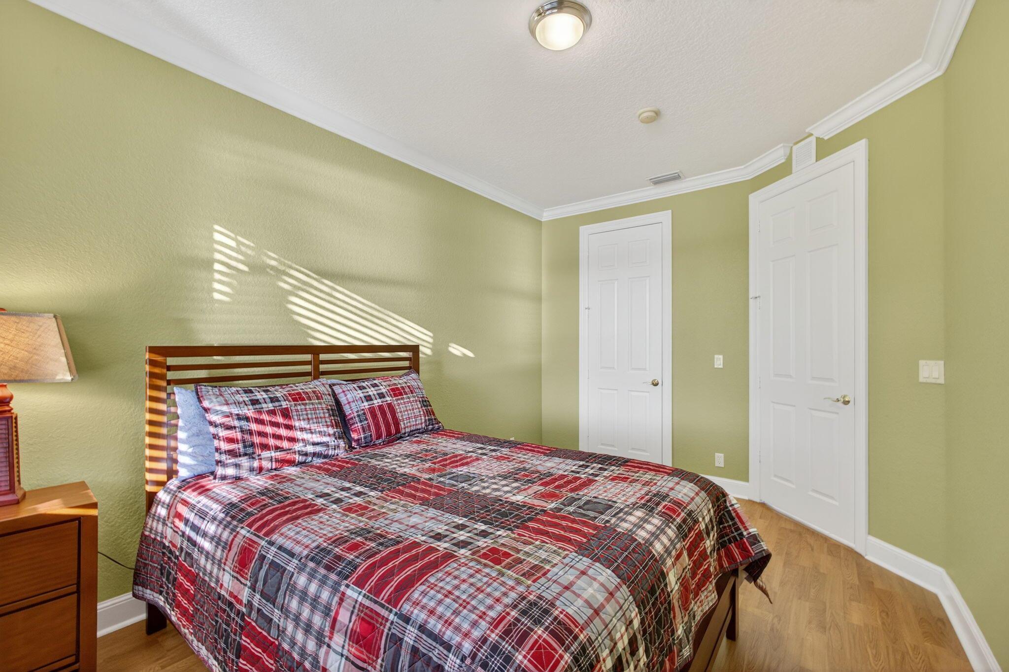 VERSAILLES - Residential