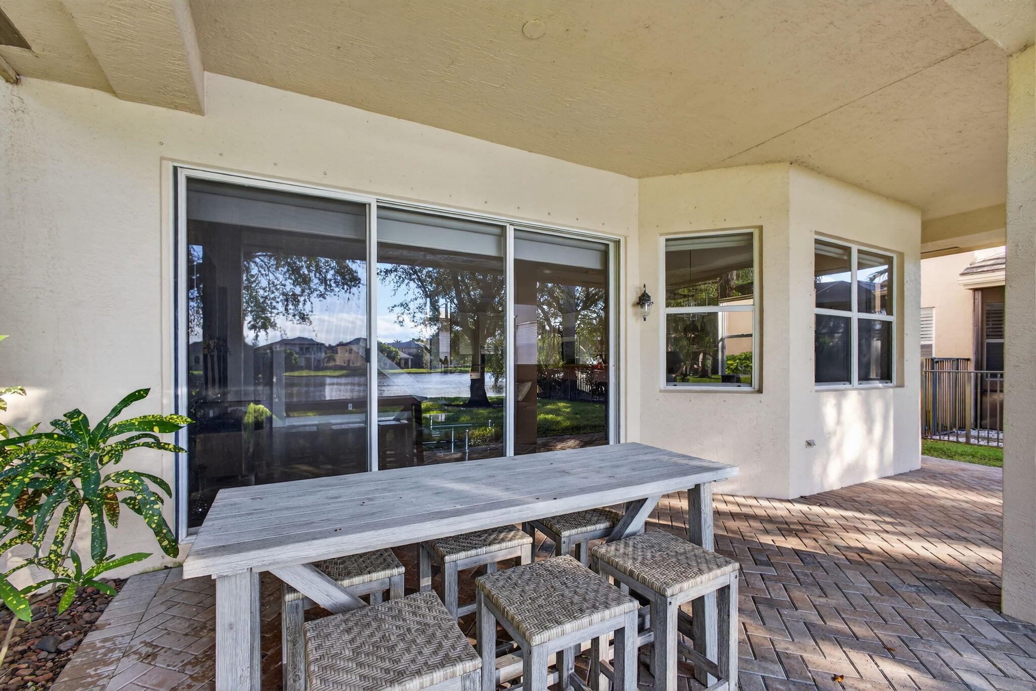 VERSAILLES - Residential