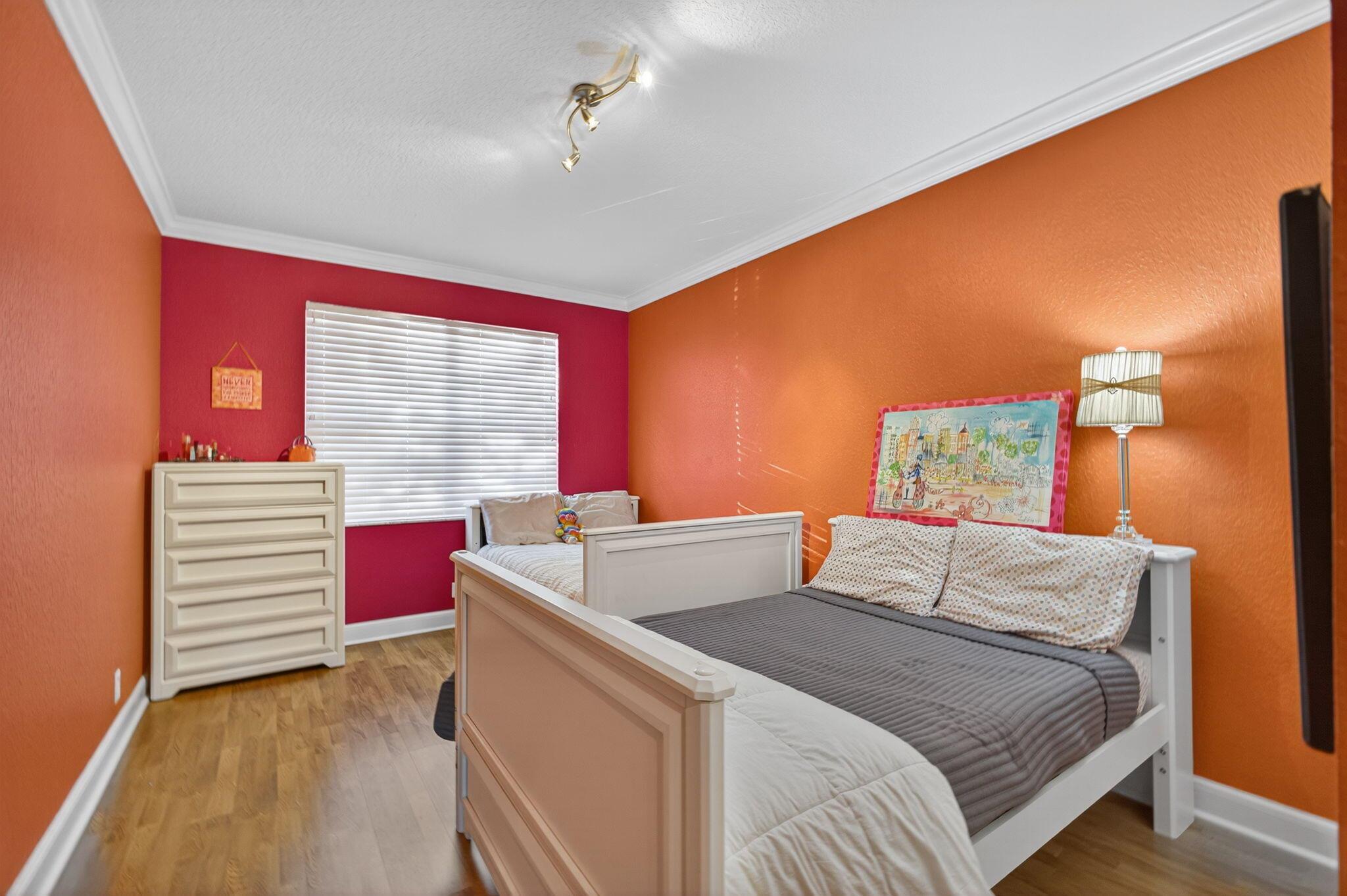 VERSAILLES - Residential