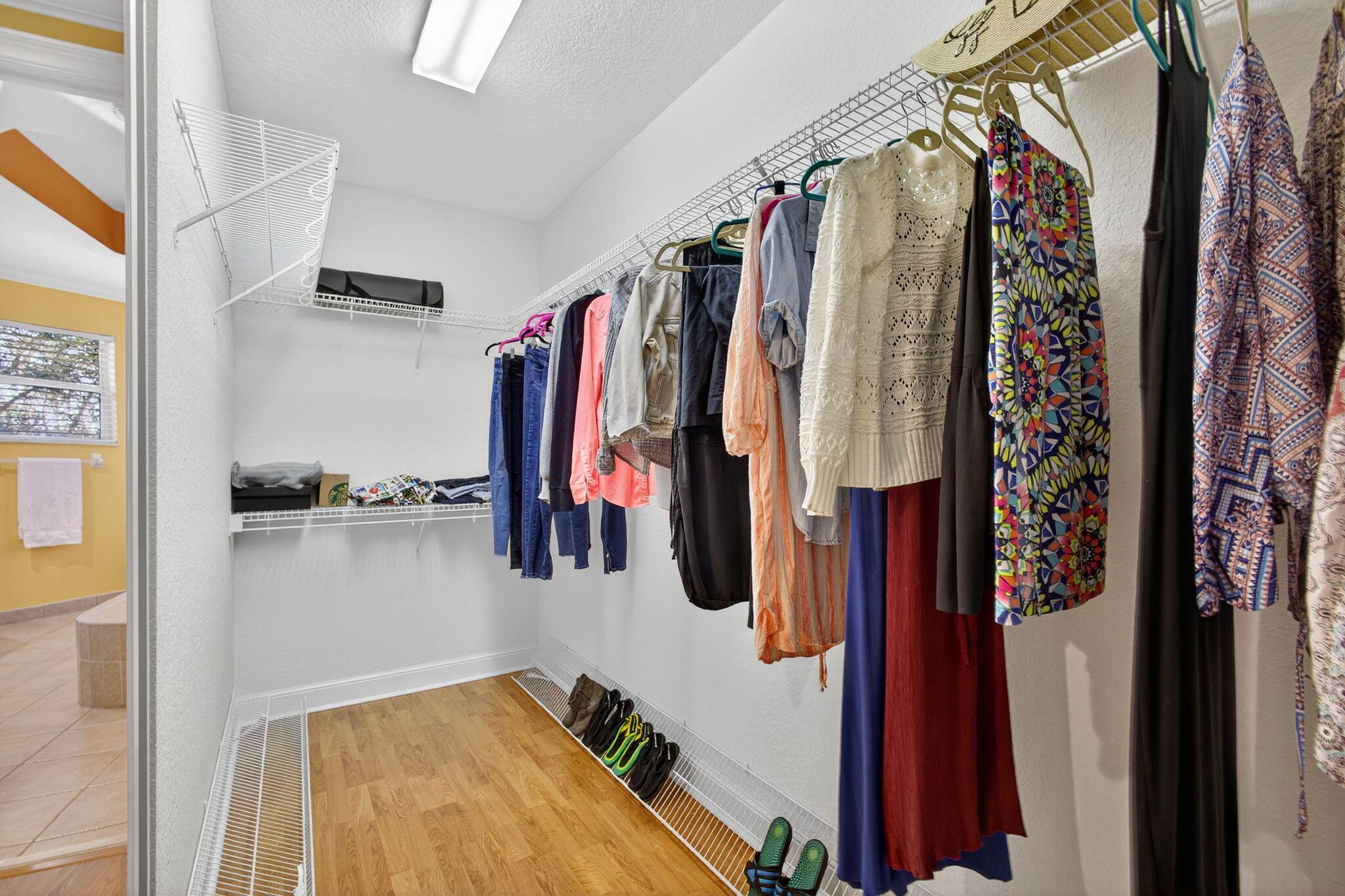 VERSAILLES - Residential