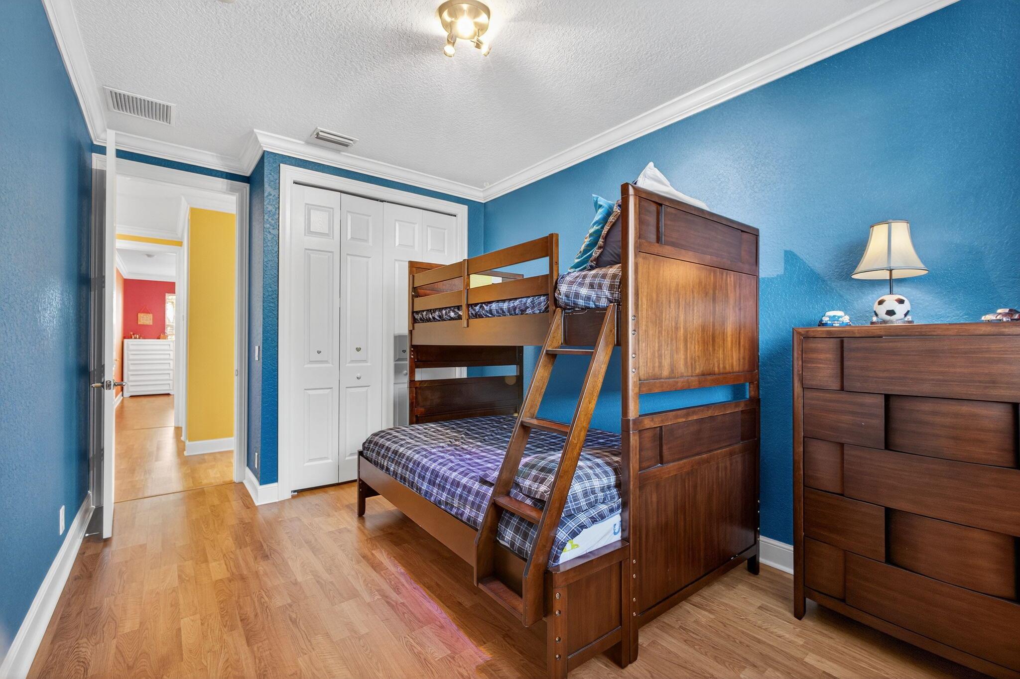 VERSAILLES - Residential