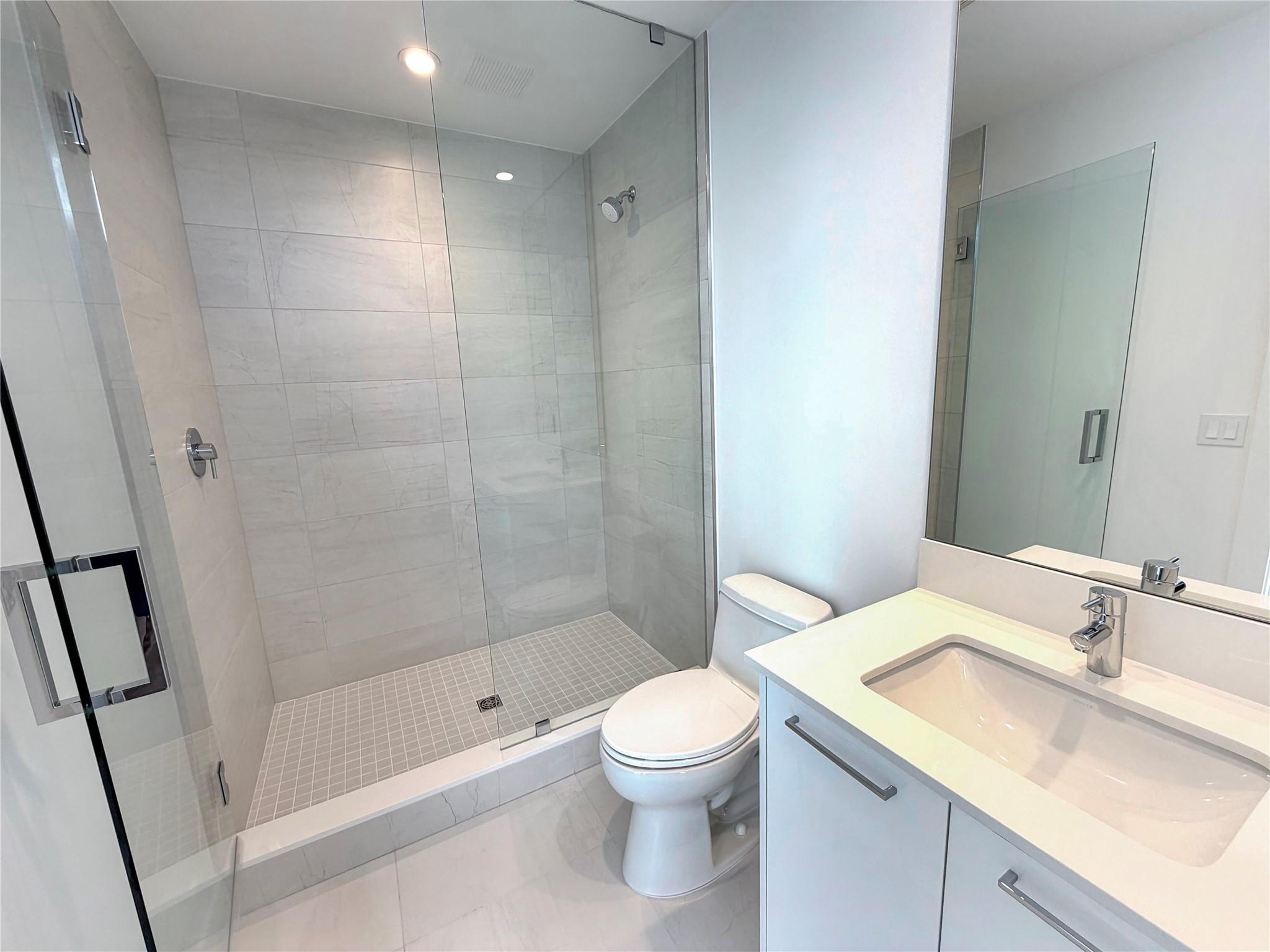 SELENE OCEANFRONT RESIDEN - Residential