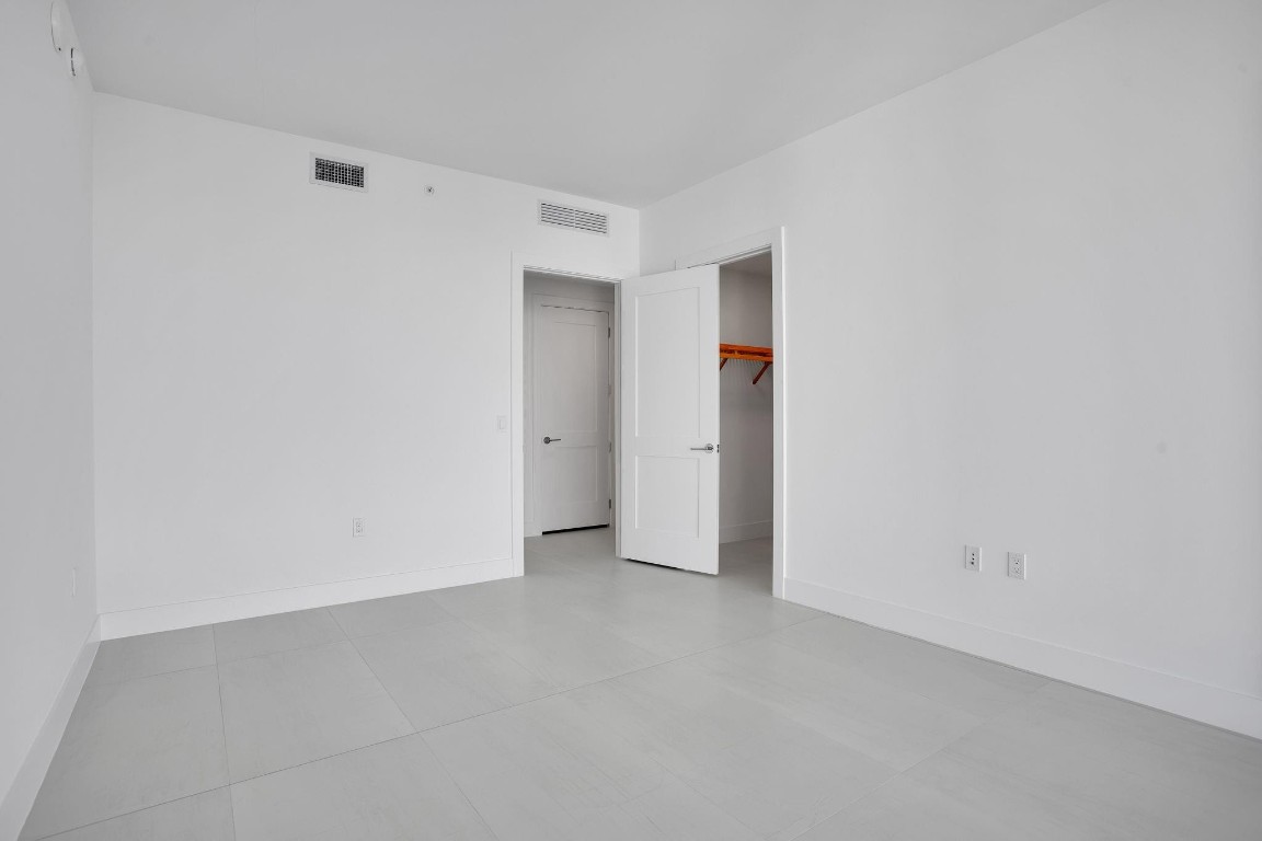 SELENE OCEANFRONT RESIDEN - Residential