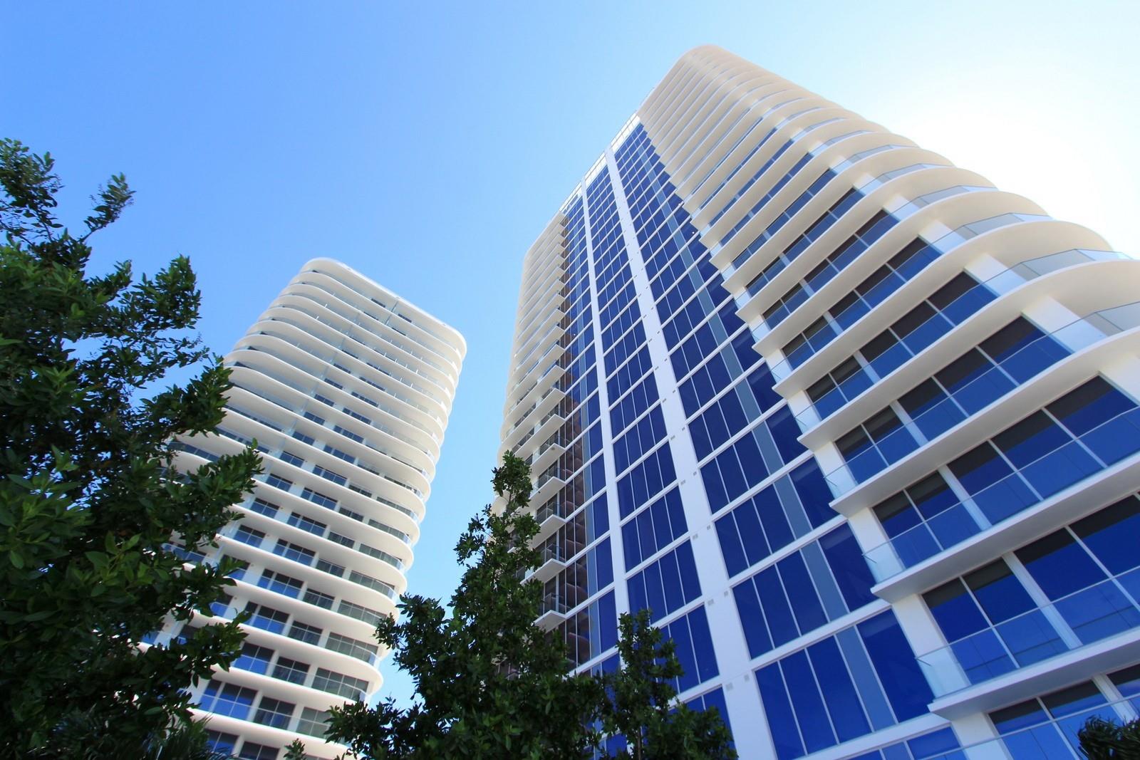 SELENE OCEANFRONT RESIDEN - Residential