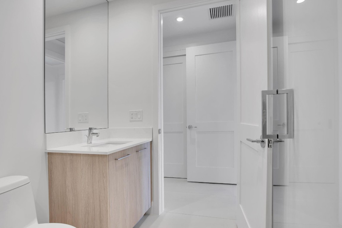 SELENE OCEANFRONT RESIDEN - Residential