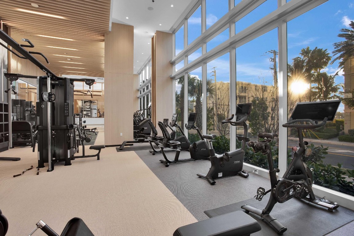 SELENE OCEANFRONT RESIDEN - Residential