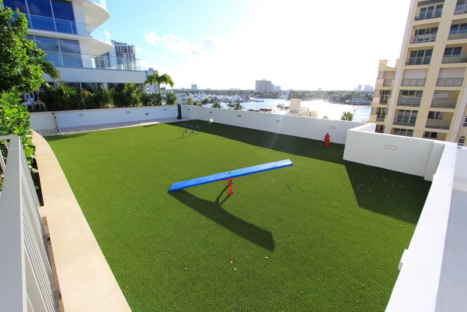 SELENE OCEANFRONT RESIDEN - Residential