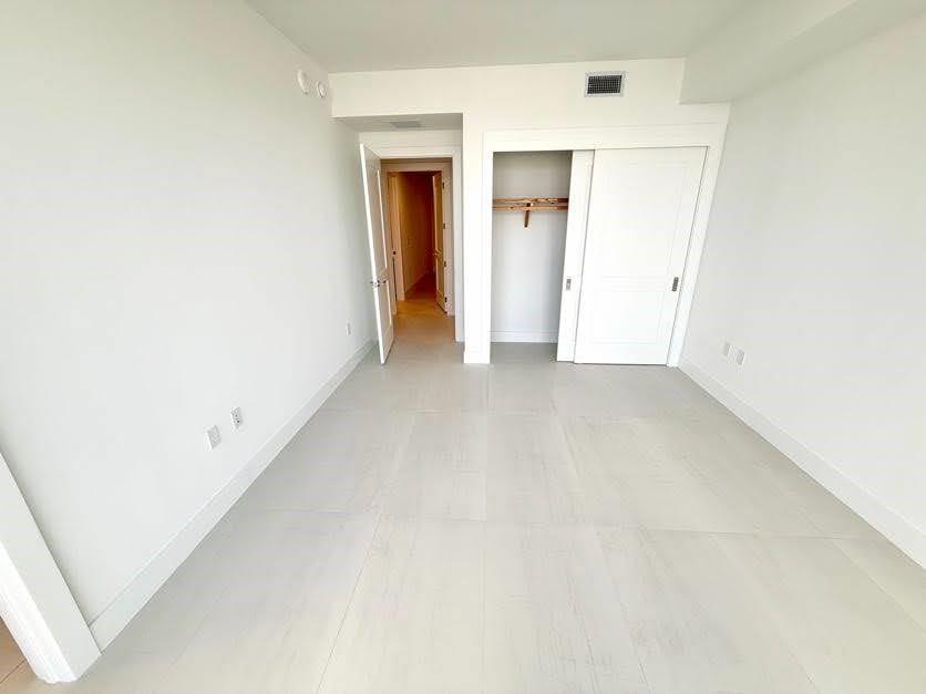 SELENE OCEANFRONT RESIDEN - Residential