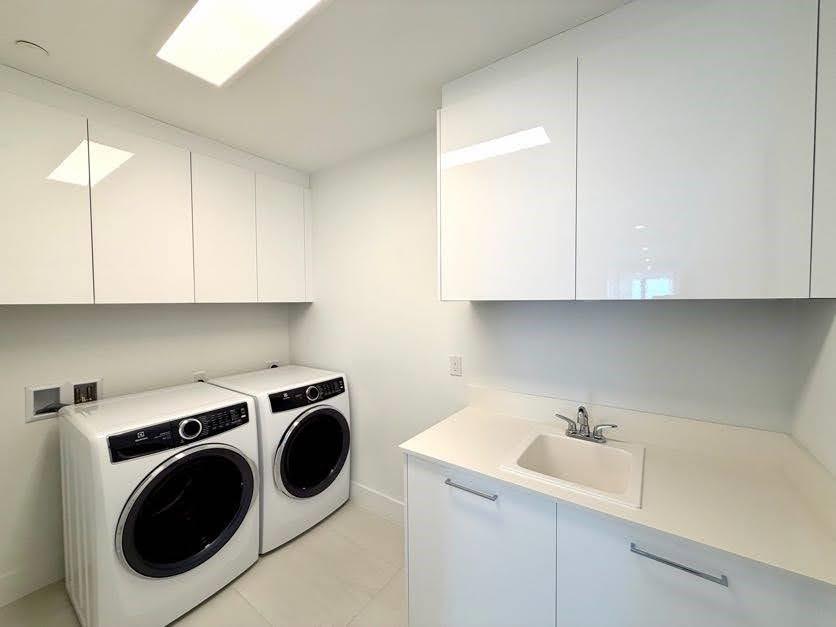 SELENE OCEANFRONT RESIDEN - Residential