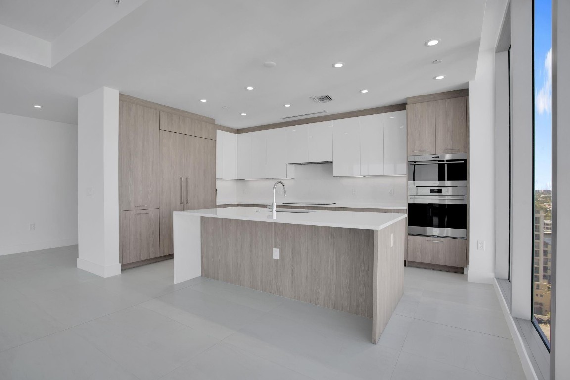 SELENE OCEANFRONT RESIDEN - Residential