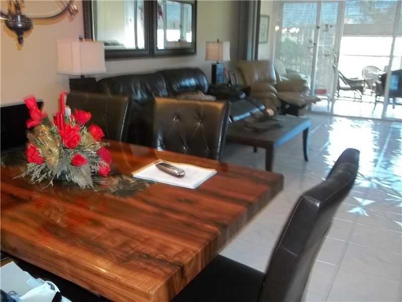 PALM AIRE COUNTRY CLUB - Residential