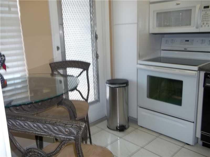 PALM AIRE COUNTRY CLUB - Residential