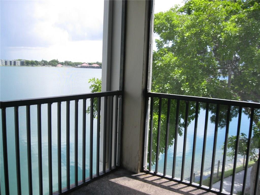 Lake Emerald - Residential