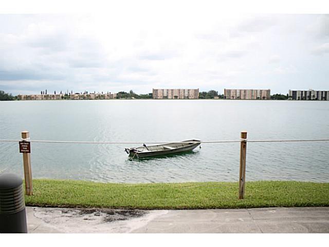 Lake Emerald - Residential