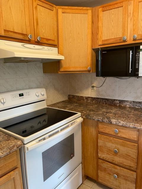 KINGS POINT BRITTANY A THRU O CONDOS - Residential Lease