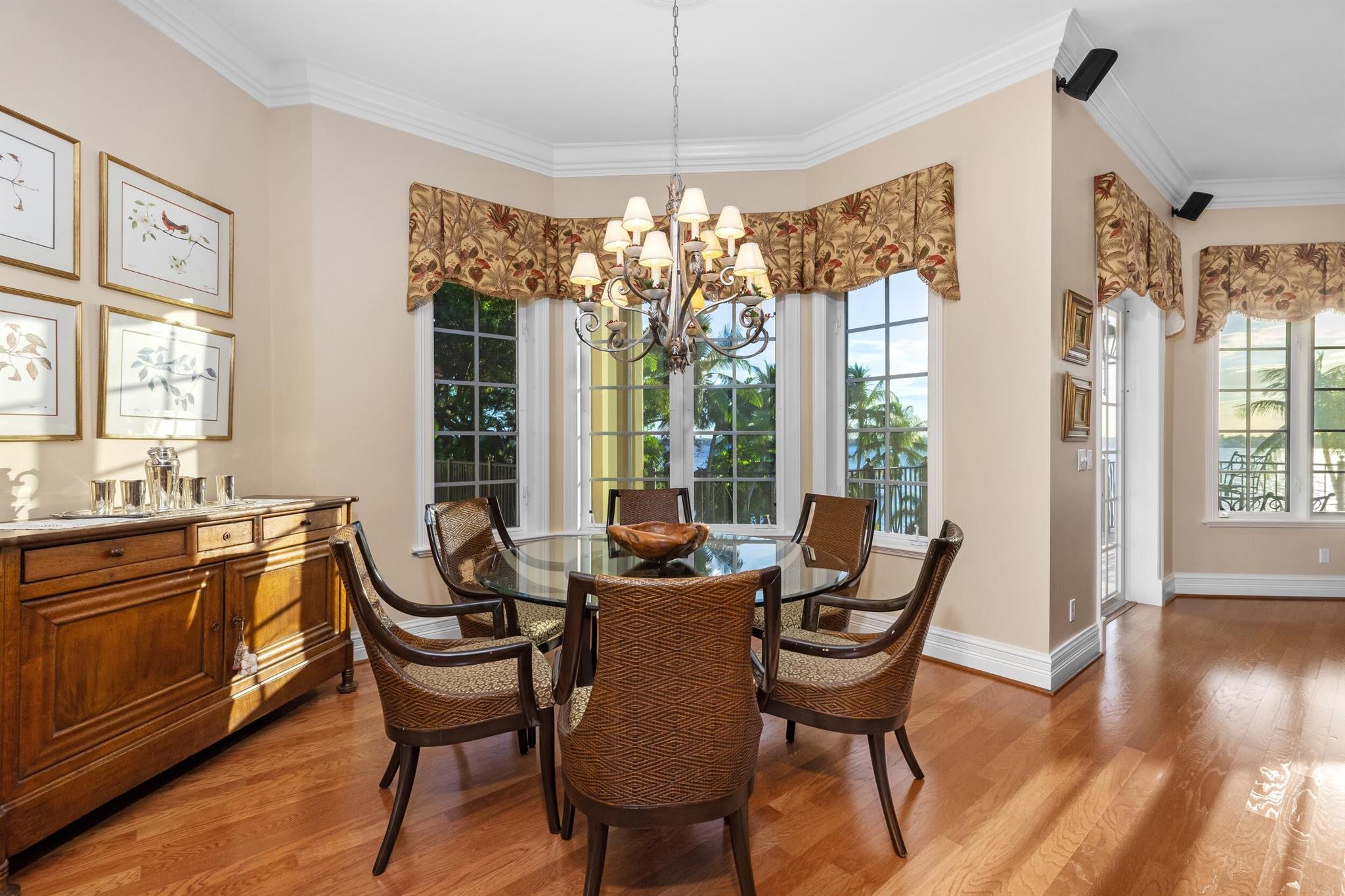 LUCINDIA - Residential