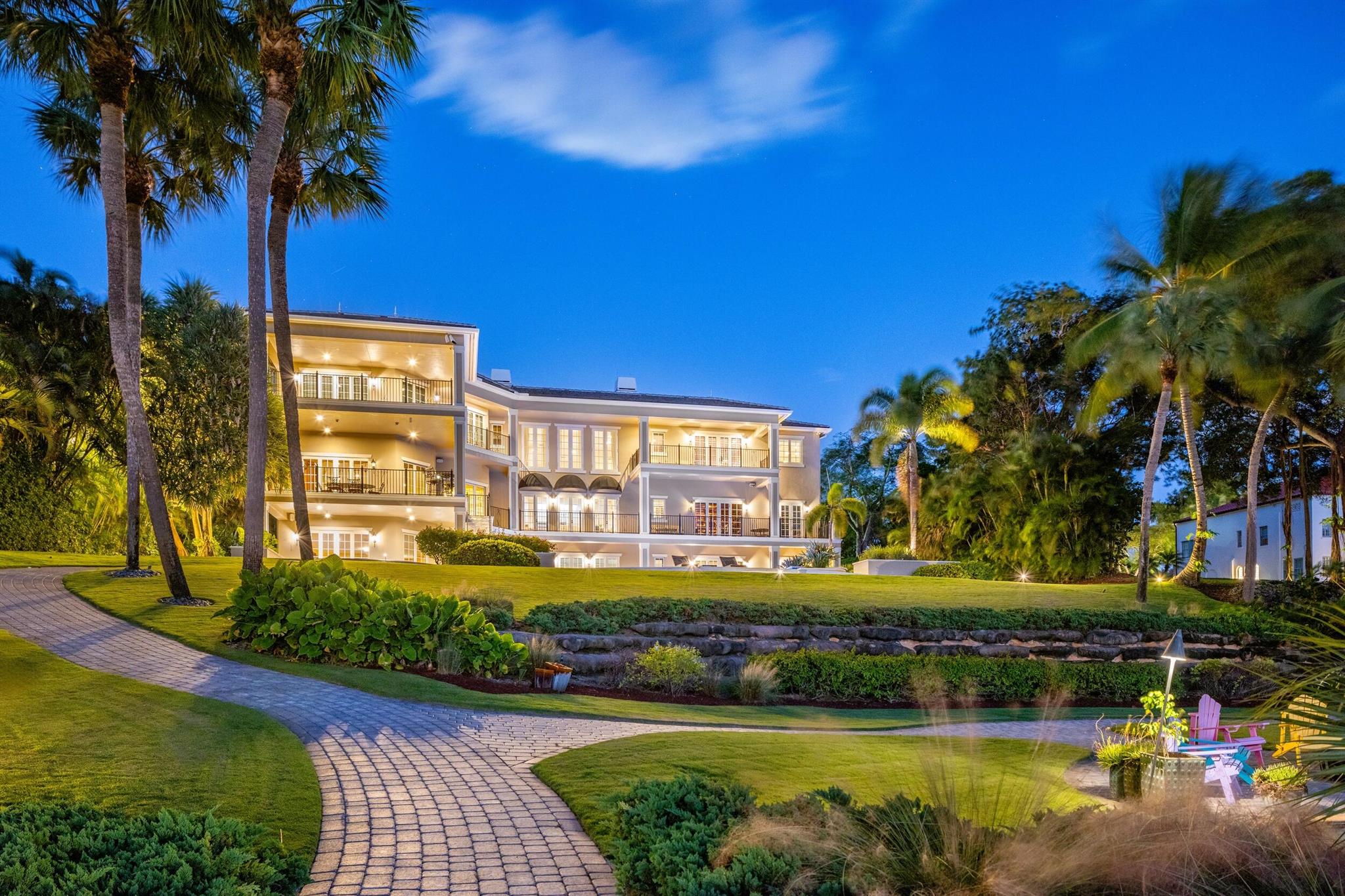 LUCINDIA - Residential