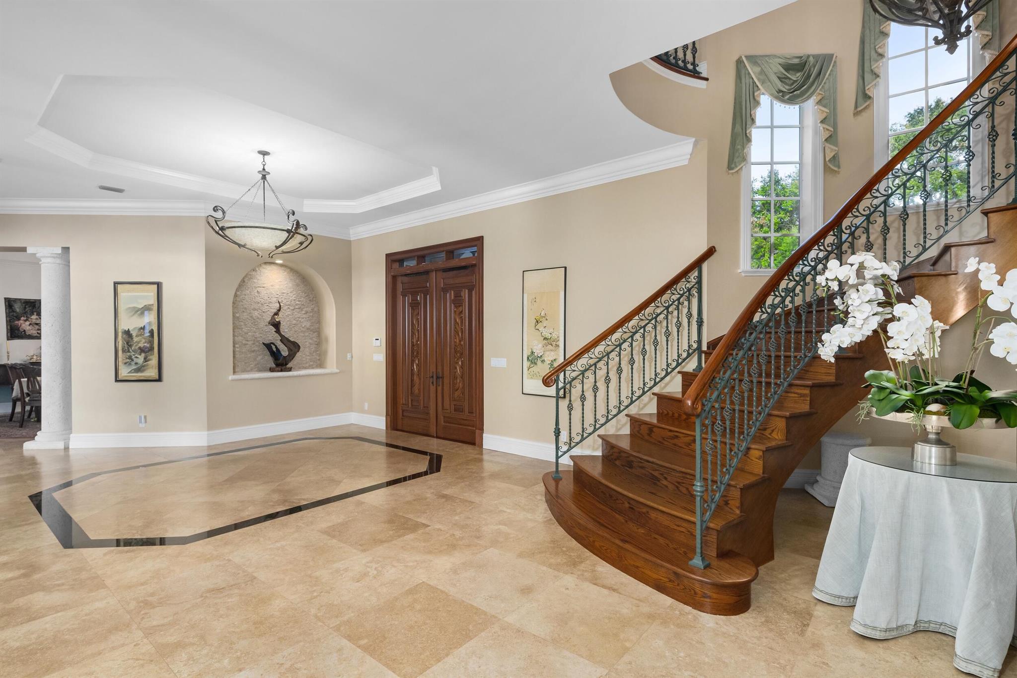 LUCINDIA - Residential